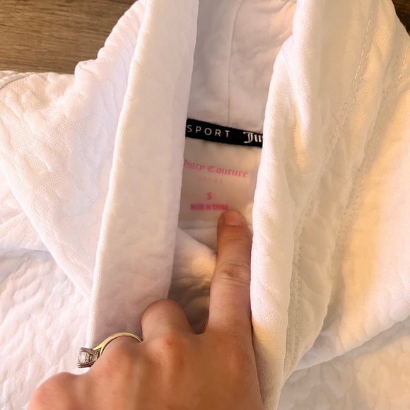 Sweatshirt - Picture 3 of 3